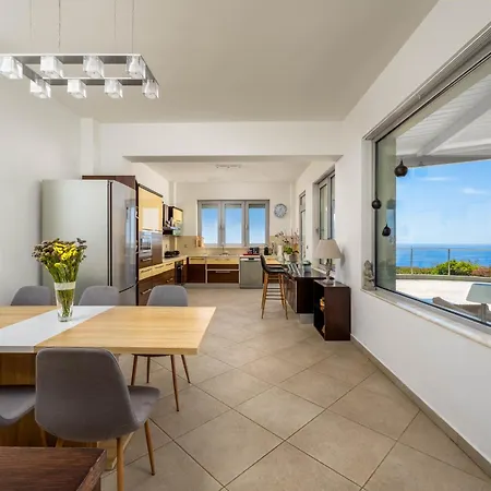 Villa Zafira - Seaview Manor With Heated Pool Villa Kallithea (Rhodes)