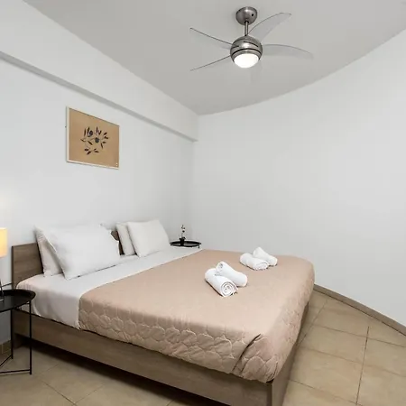 Villa Zafira - Seaview Manor With Heated Pool *