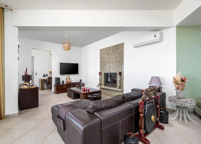 Zafira - Seaview Manor With Heated Pool فيلة