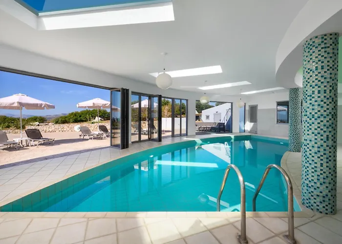 فيلة Zafira - Seaview Manor With Heated Pool