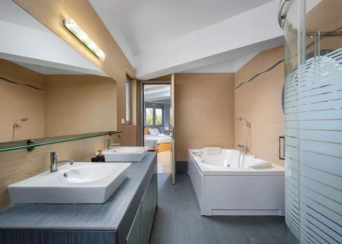 Zafira - Seaview Manor With Heated Pool Villa Kallithéa