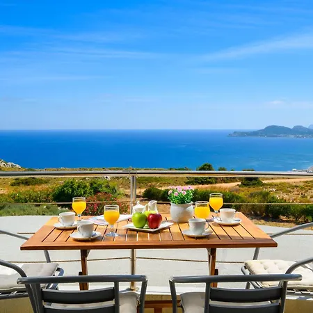 Villa Zafira - Seaview Manor With Heated Pool *