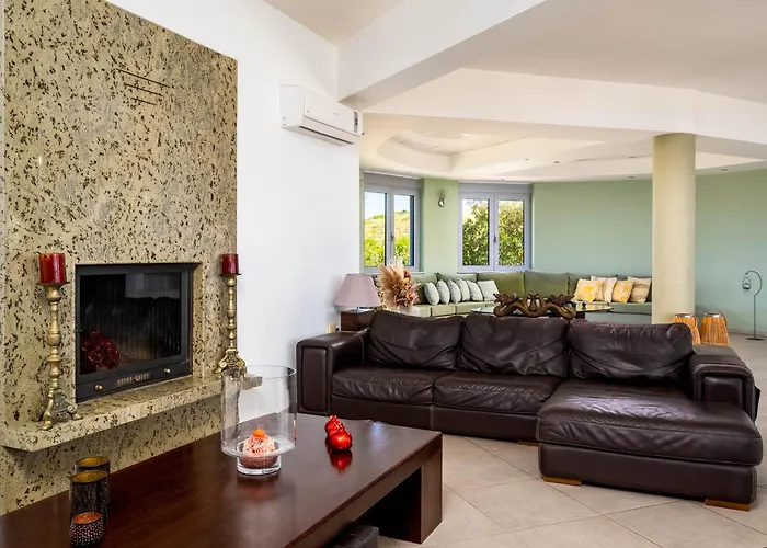 Villa Villa Zafira - Seaview Manor With Heated Pool *