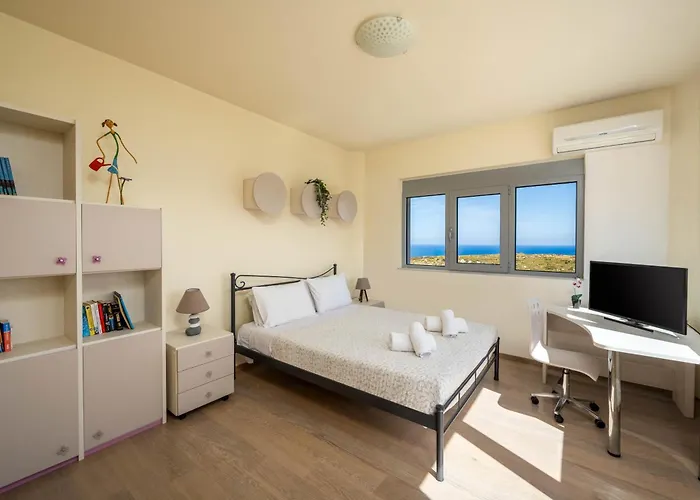 Villa Zafira - Seaview Manor With Heated Pool Villa *