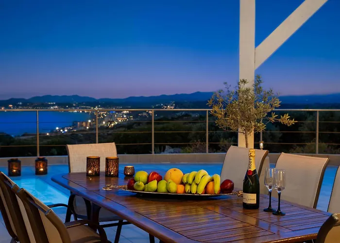 Villa Zafira - Seaview Manor With Heated Pool * Kallithéa